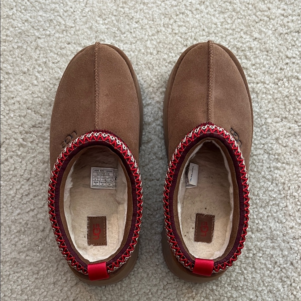 UGG platform Tazz II slippers